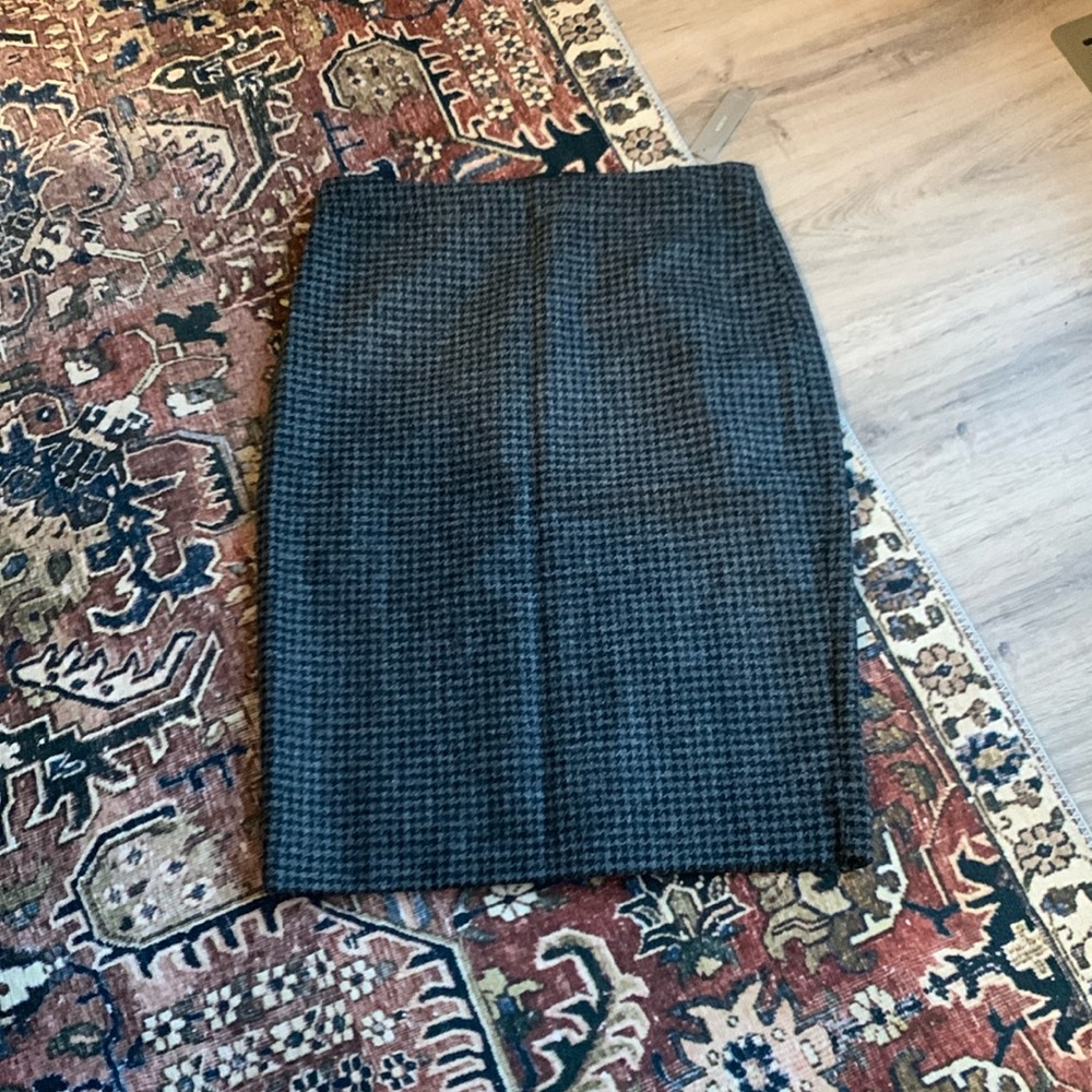 NWT J. Crew Houndstooth Pencil Skirt